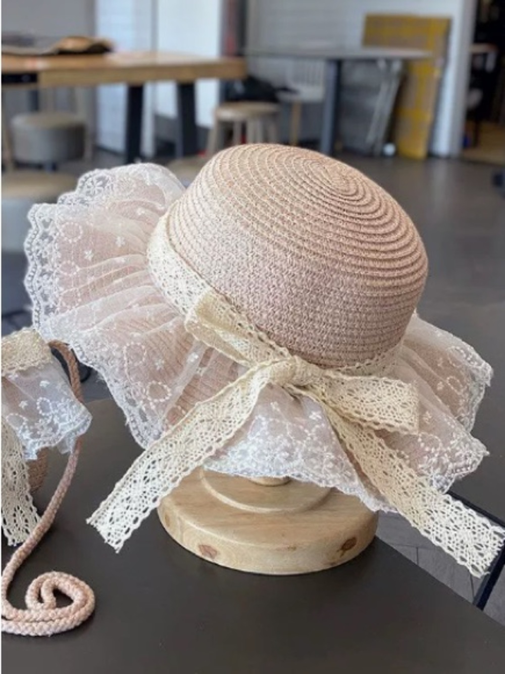 Lace-Trim Straw Sun Hat in Blush